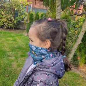 Egyedi nyakvédő multifunkciós sál