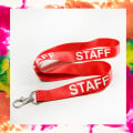 Staff piros nyakpánt