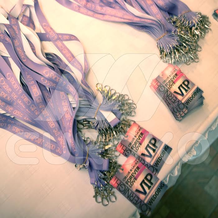 karszalag, karpánt, csuklópánt, nyakbaakasztó, nyakpánt, nyakszalag, esküvő, mennyasszony, vőlegény, fesztivál, wedfest, esküvői nyakpánt, esküvői karszalag