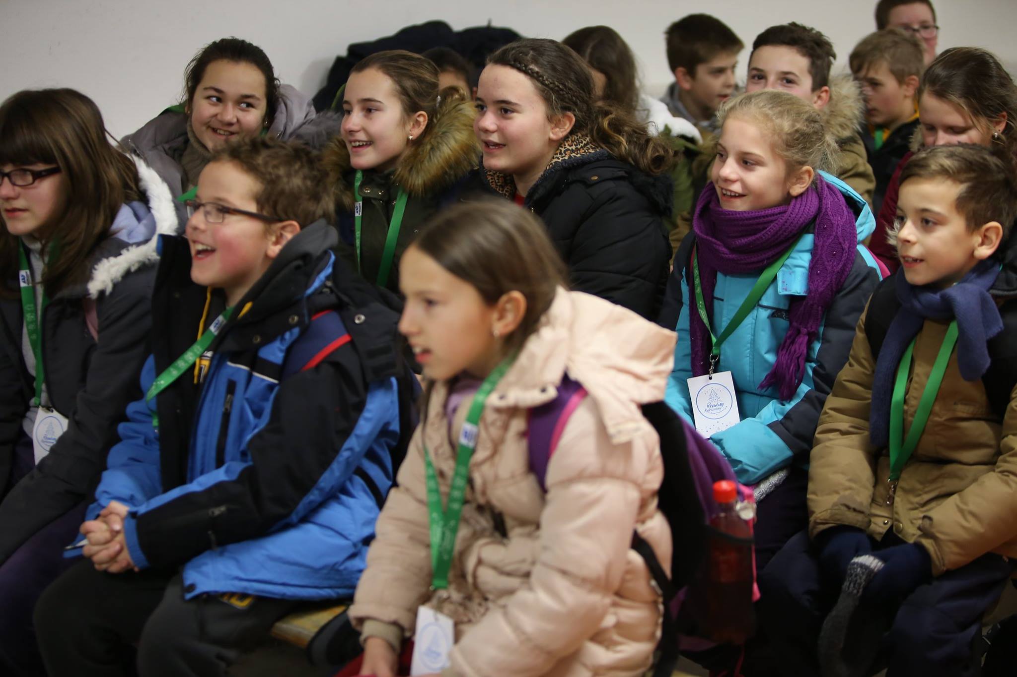 Remény karácsony alapítvány, nyakpánt