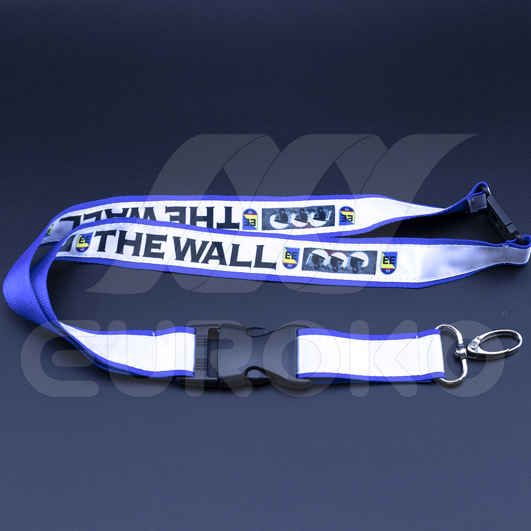 Egyedi prémium nyakpánt csattal és biztonsági kioldóval