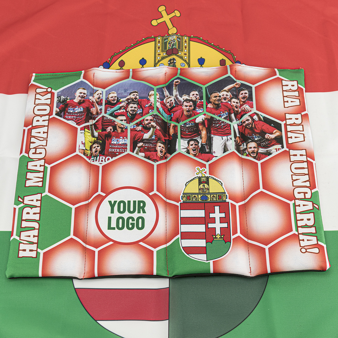 Összehajtható szurkoló párna Összehajtható ülőpárna